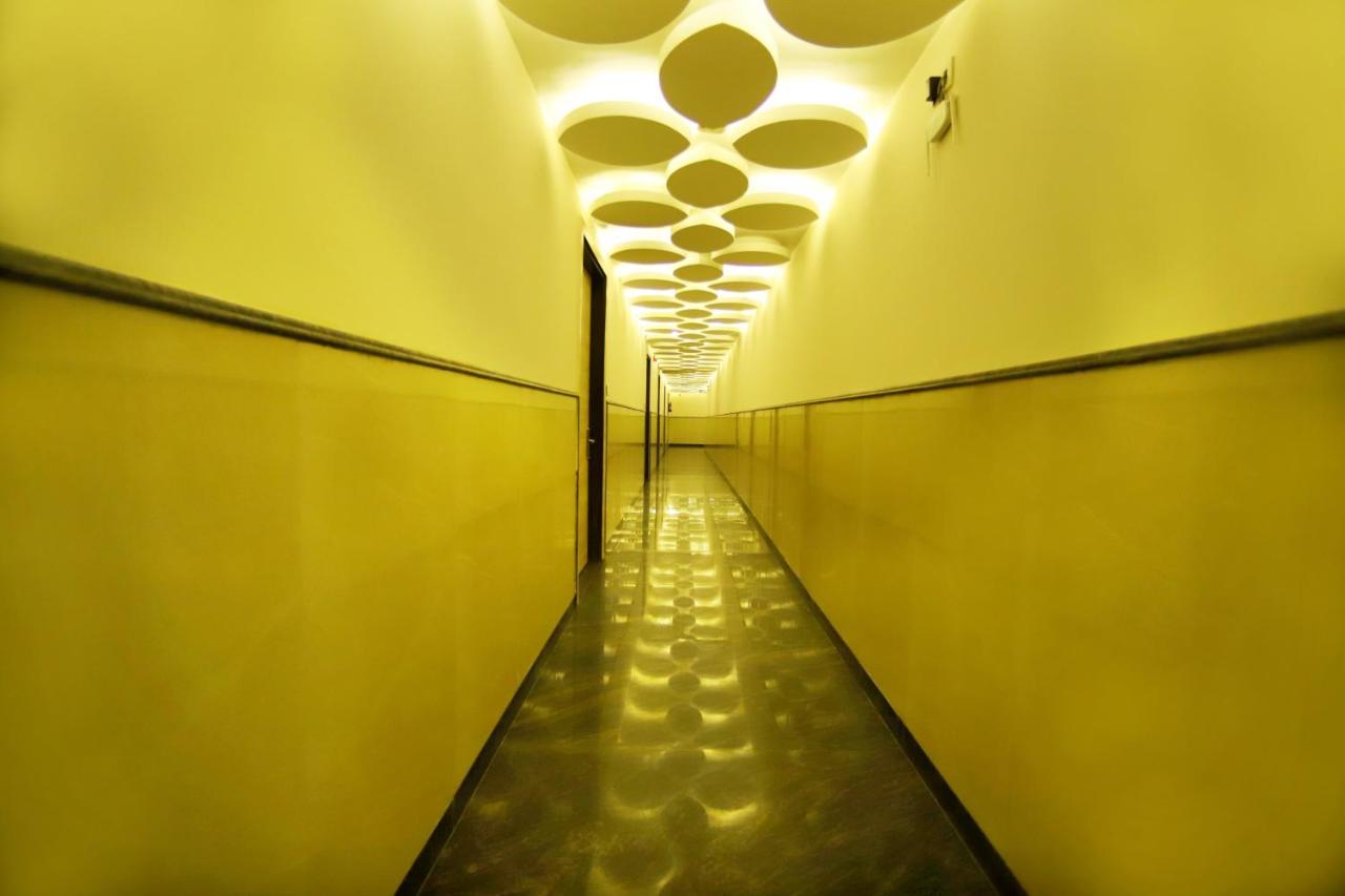 Hotel Stanley By Foxi Group- Near Delhi International Airport ニューデリー エクステリア 写真