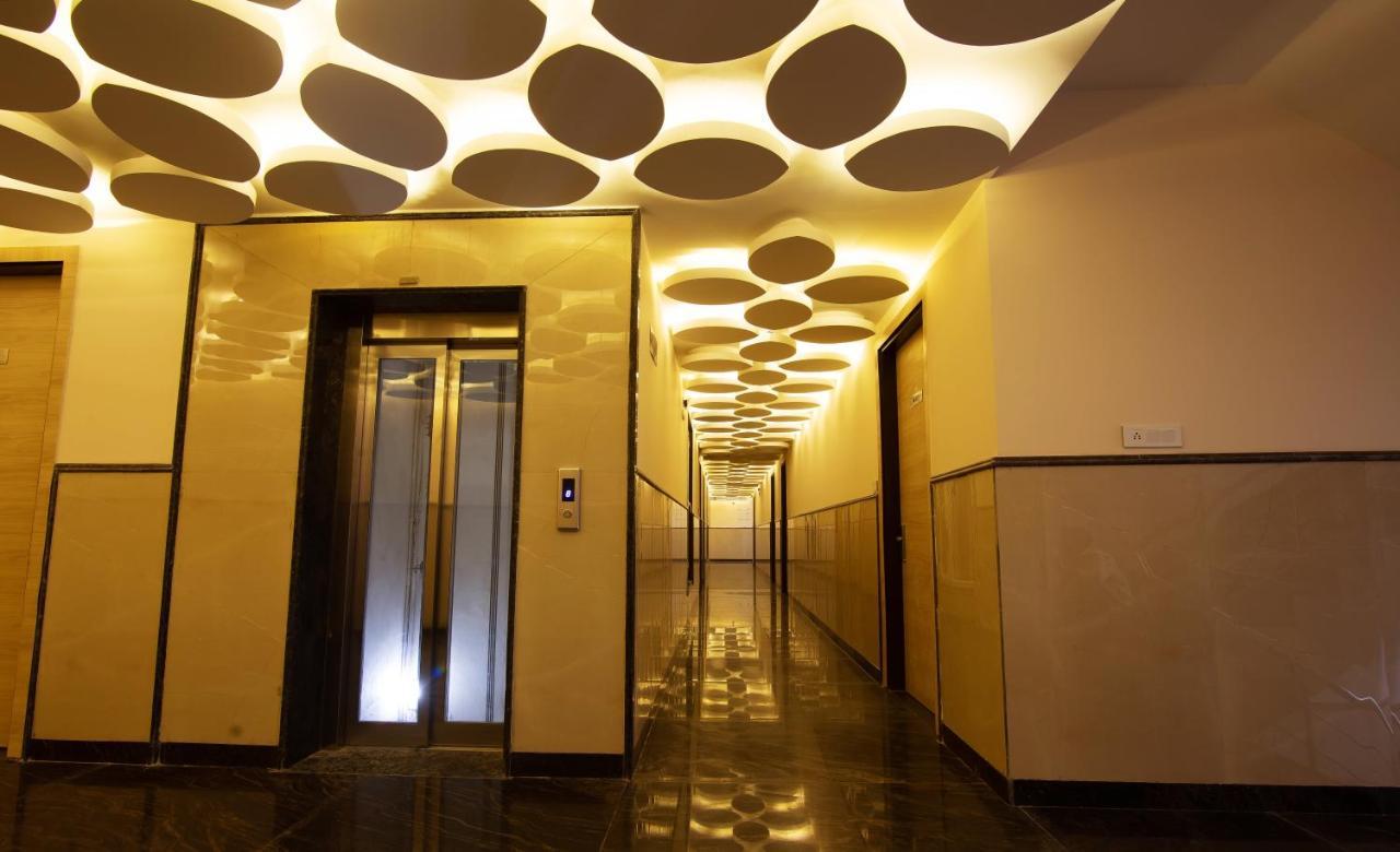 Hotel Stanley By Foxi Group- Near Delhi International Airport ニューデリー エクステリア 写真