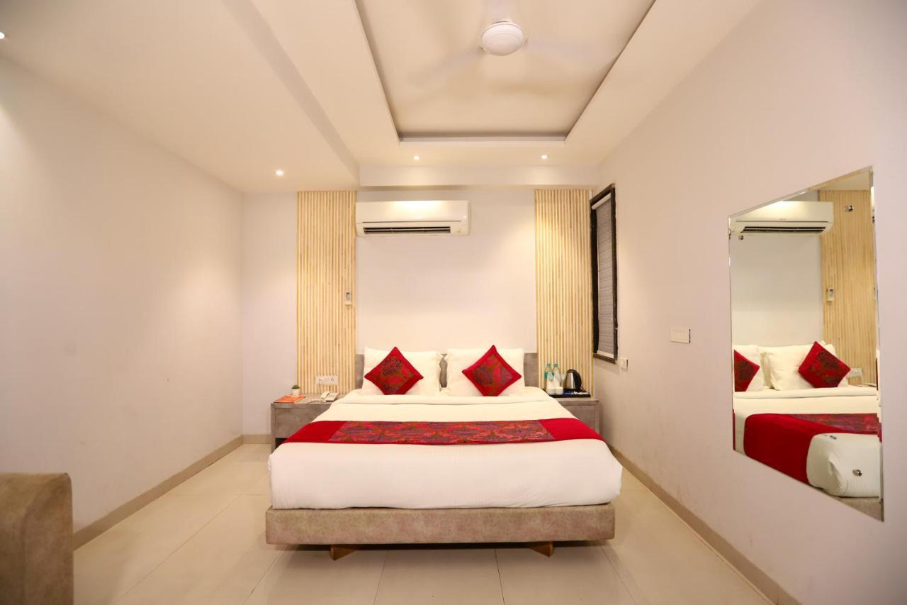 Hotel Stanley By Foxi Group- Near Delhi International Airport ニューデリー エクステリア 写真