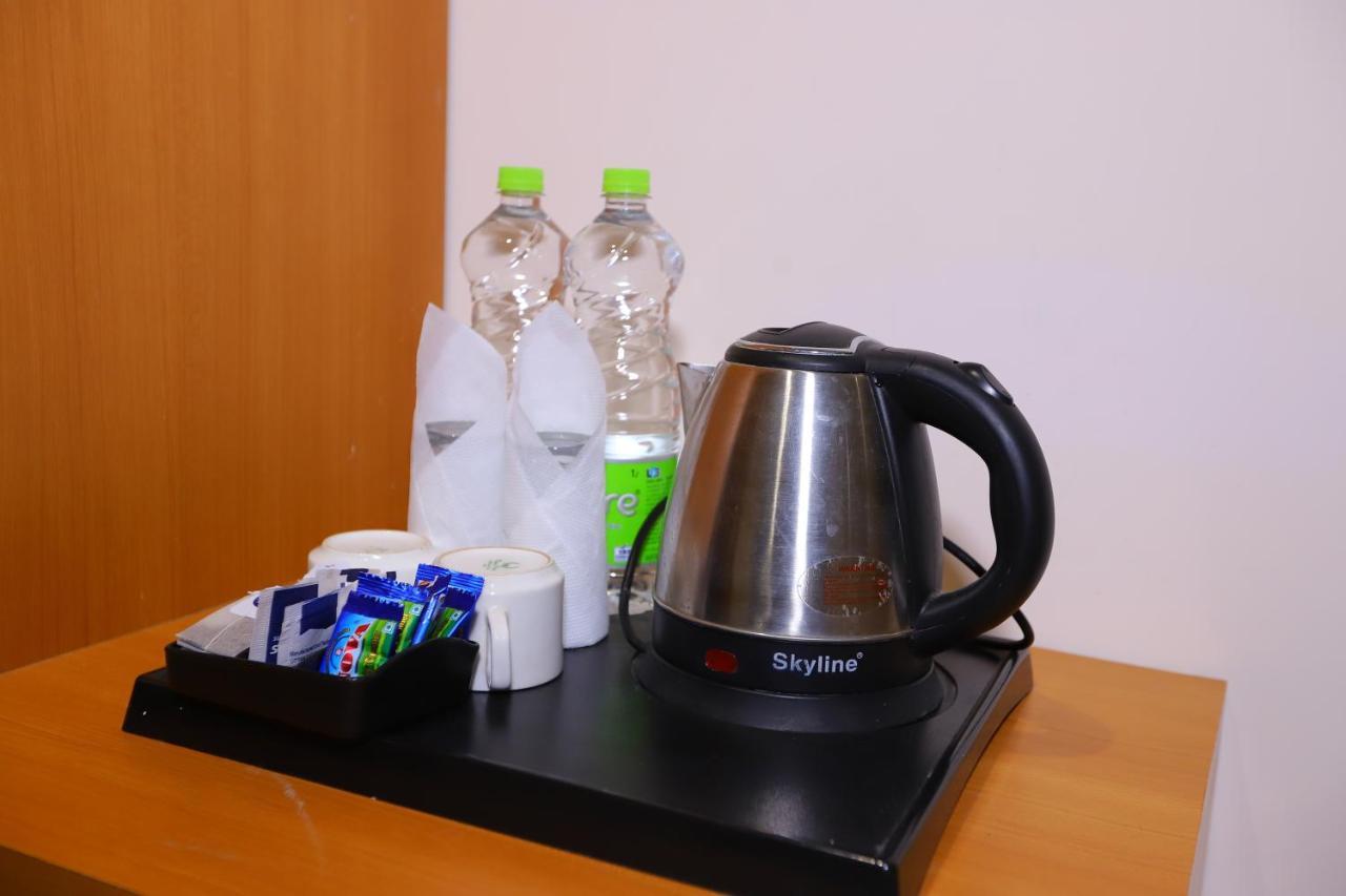 Hotel Stanley By Foxi Group- Near Delhi International Airport ニューデリー エクステリア 写真