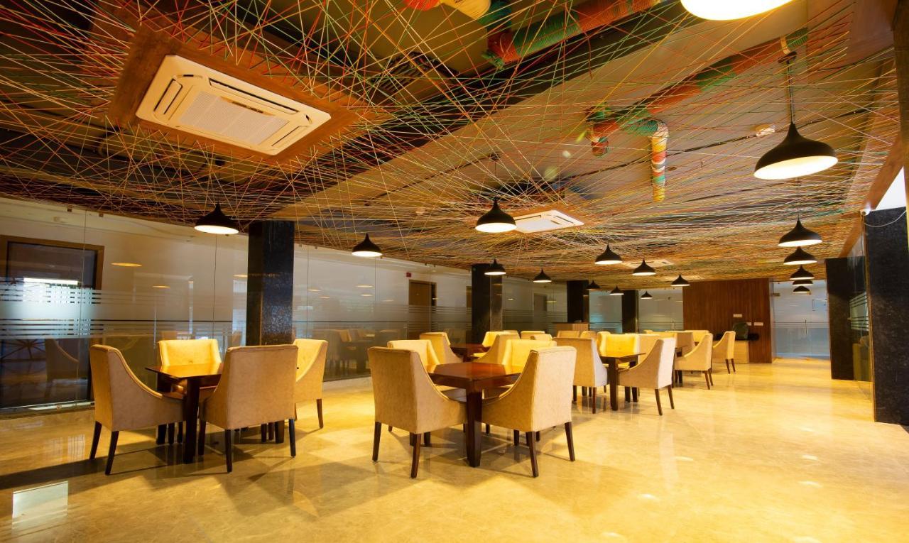 Hotel Stanley By Foxi Group- Near Delhi International Airport ニューデリー エクステリア 写真
