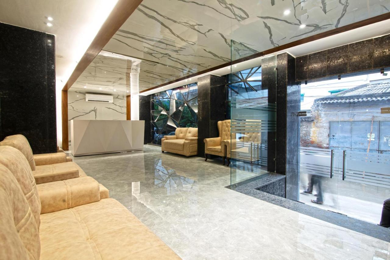 Hotel Stanley By Foxi Group- Near Delhi International Airport ニューデリー エクステリア 写真