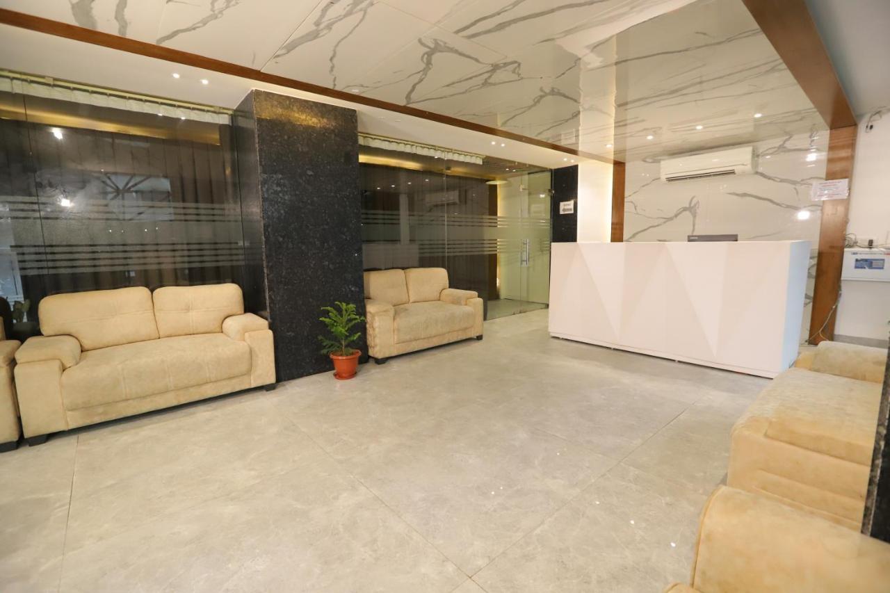 Hotel Stanley By Foxi Group- Near Delhi International Airport ニューデリー エクステリア 写真