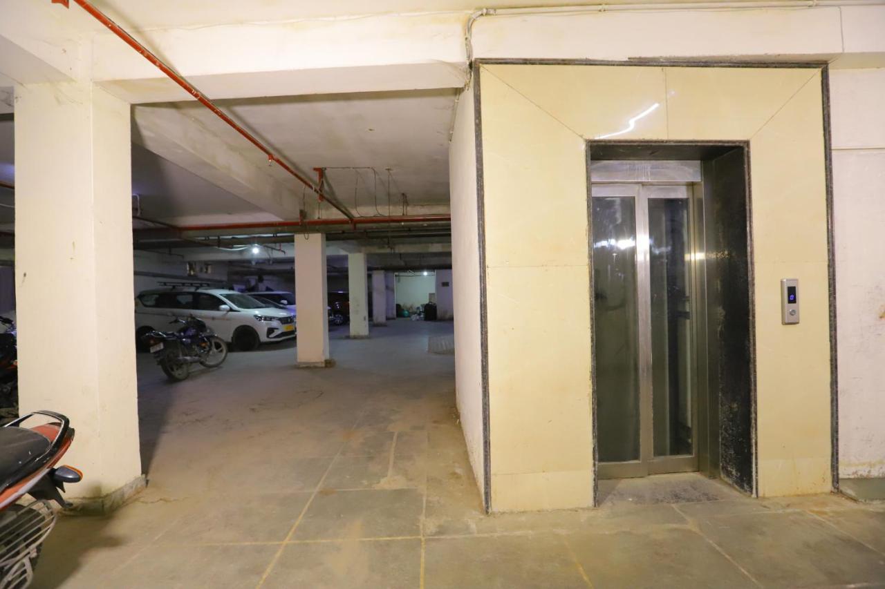 Hotel Stanley By Foxi Group- Near Delhi International Airport ニューデリー エクステリア 写真
